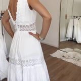Circe - Abito in pizzo con scollatura a V